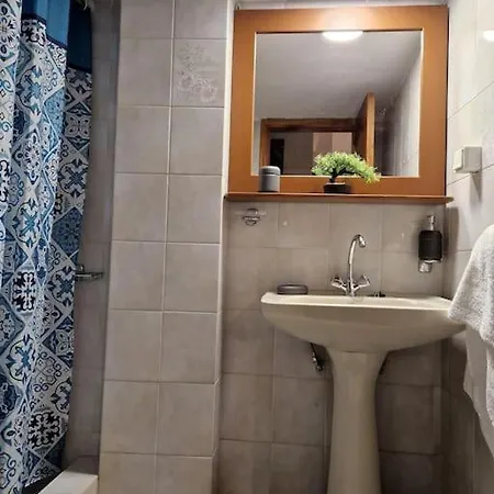 Fisherman's Foiníkion